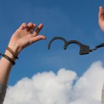 【人生終了ではない！】アスペルガー (ASD) の特徴があっても人生がハードにならない生き方