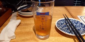 人気ランチメニューの「そびえる！！鰻玉丼」を実食